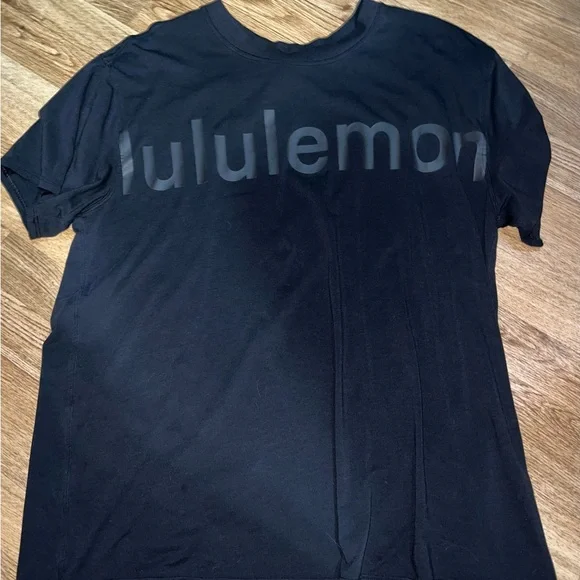 lululemon All Yours Black T-Shirt - Picture 1 of 2